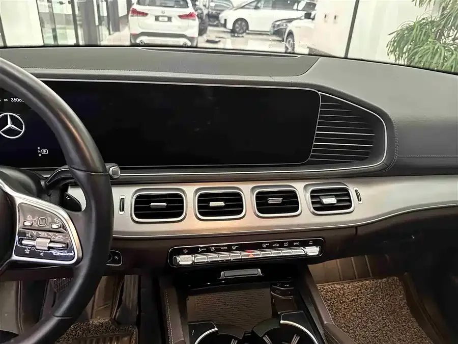 Mercedes-Benz GLE (Imported) Mercedes-Benz GLE (Imported) 2023 GLE 450 4MATIC Fashion Model 2023 — миниатюра 3