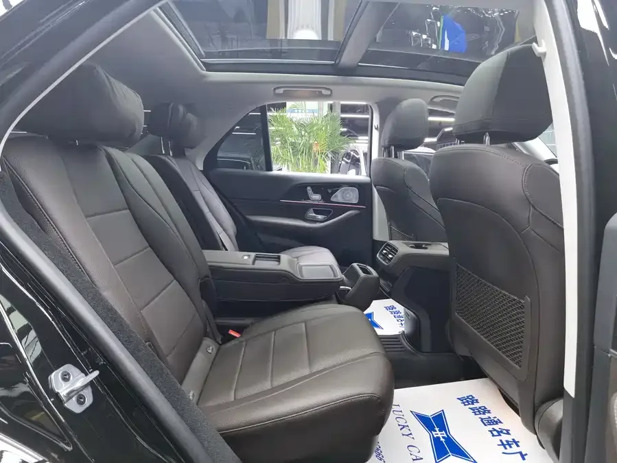Mercedes-Benz GLE (Imported) Mercedes-Benz GLE (Imported) 2023 GLE 350 4MATIC Fashion Model 2023 — миниатюра 3