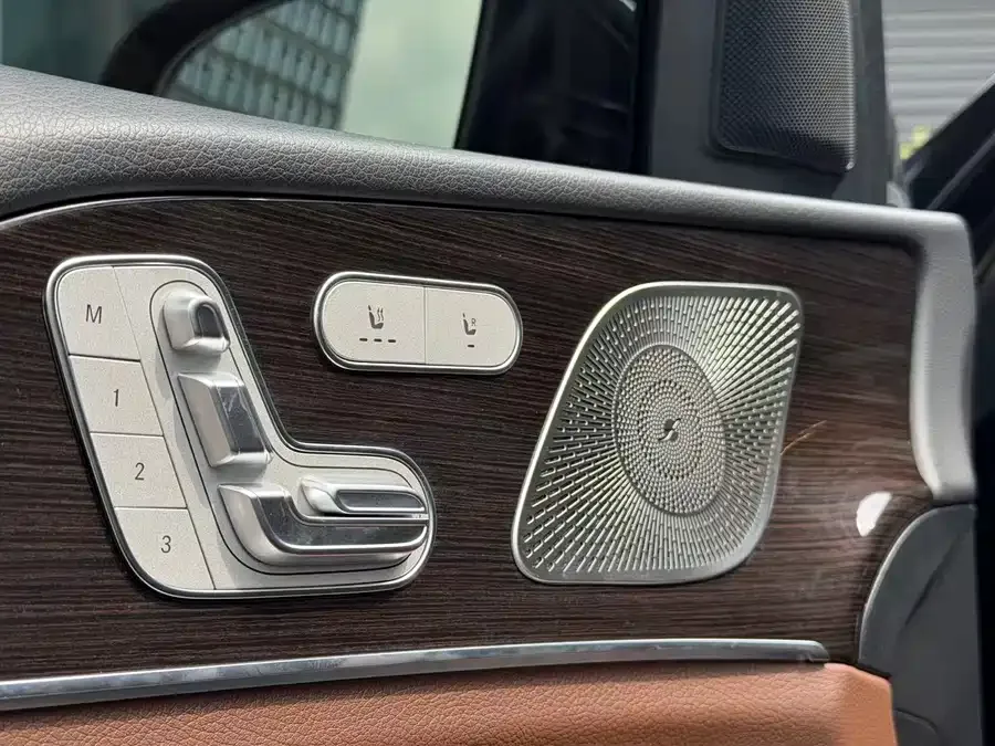 Mercedes-Benz GLE (Imported) Mercedes-Benz GLE (Imported) 2024 GLE 350 4MATIC Fashion Model 2024 — миниатюра 3