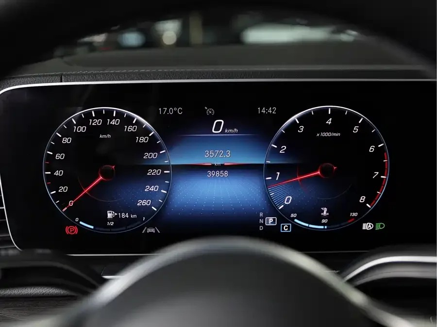 Mercedes-Benz GLE (Imported) Mercedes-Benz GLE (Imported) 2022 GLE 350 4MATIC Fashion Model 2022 — миниатюра 3