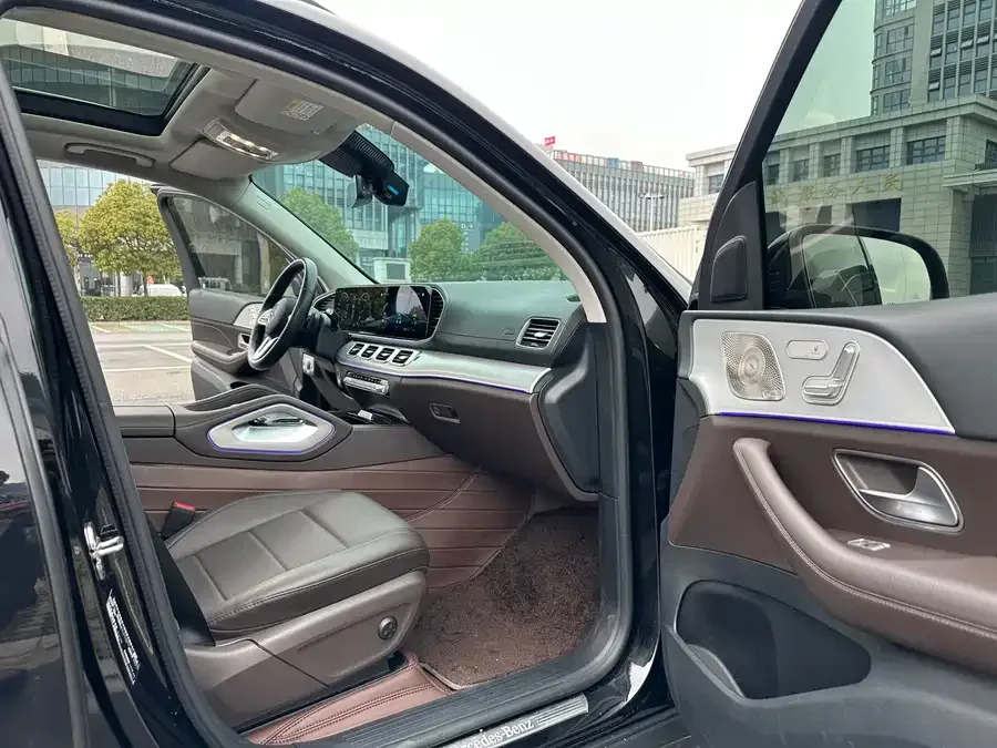 Mercedes-Benz GLE (Imported) Mercedes-Benz GLE (Imported) 2023 GLE 450 4MATIC Fashion Model 2023 — миниатюра 3