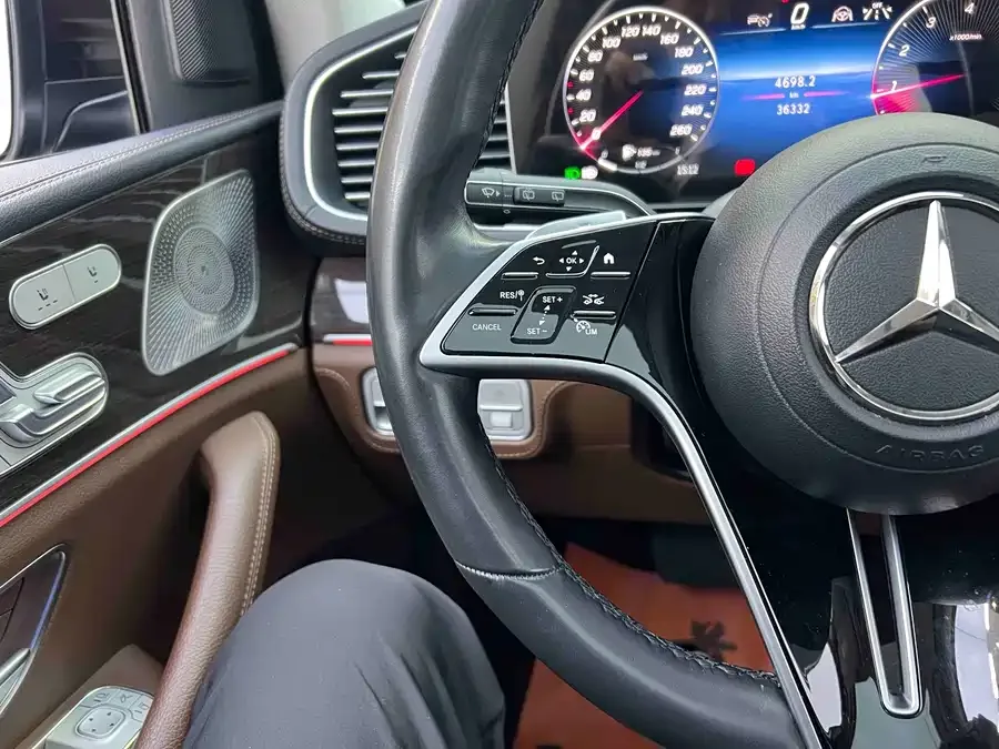 Mercedes-Benz GLE (Imported) Mercedes-Benz GLE (Imported) 2024 GLE 350 4MATIC Fashion Model 2023 — миниатюра 4