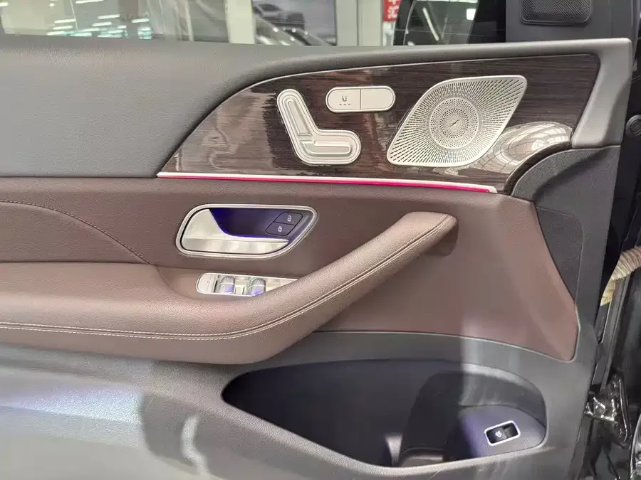 Mercedes-Benz GLE (Imported) Mercedes-Benz GLE (Imported) 2023 GLE 350 4MATIC Fashion Model 2023 — миниатюра 3