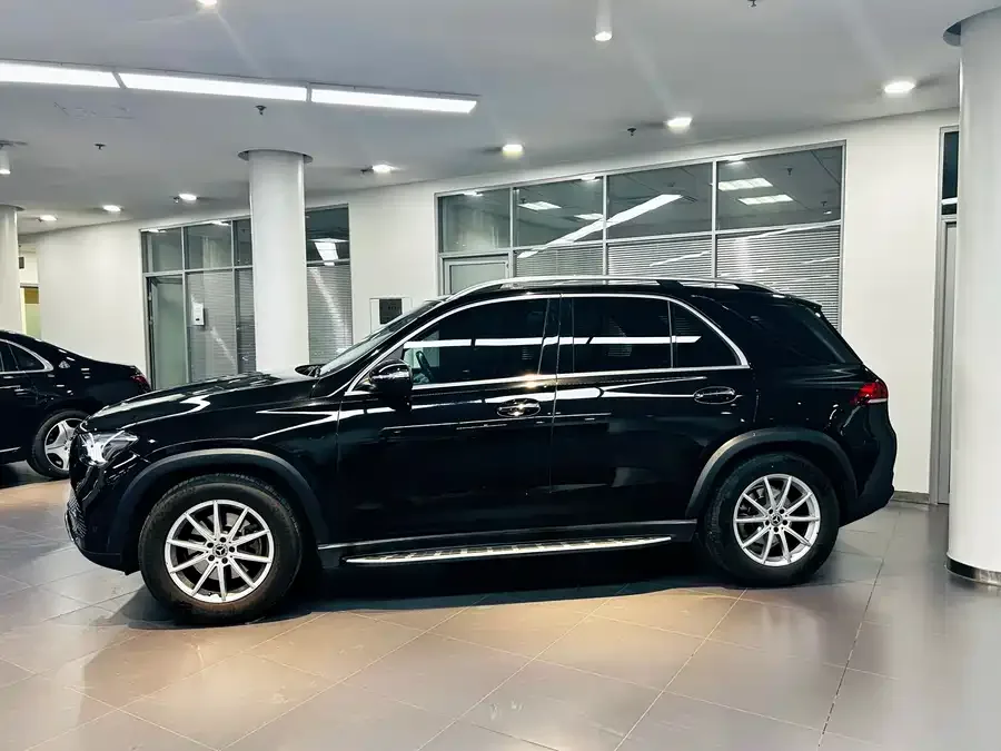 Mercedes-Benz GLE (Imported) Mercedes-Benz GLE (Imported) 2022 GLE 350 4MATIC Fashion Model 2022 — миниатюра 3