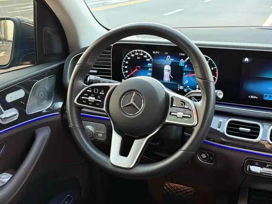 Mercedes-Benz GLE (Imported) Mercedes-Benz GLE (Imported) 2023 GLE 350 4MATIC Fashion Model 2023 — миниатюра 3