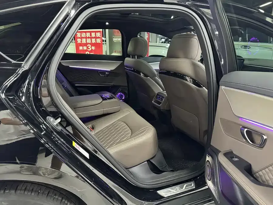 BYD Second-hand Han 2024 DM-i Honor Edition 121KM Elite 2024 — миниатюра 5