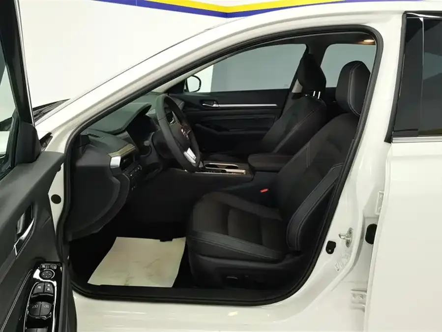Nissan Altima Teana 2021 2.0L XL Comfort Edition 2022 — миниатюра 3