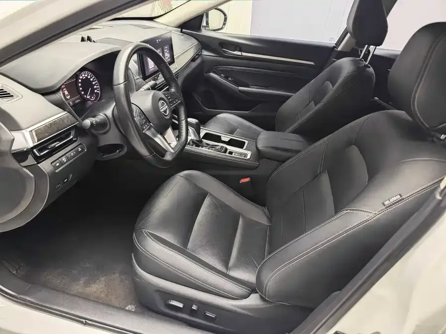 Nissan Altima 2022 Teana 2.0L XL-TLS Enjoy Edition 2023 — миниатюра 5