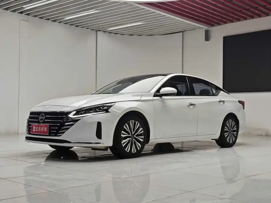 Nissan Altima 2023