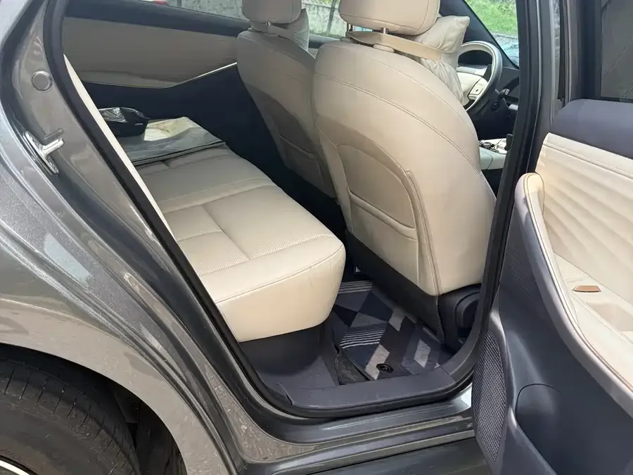 Nissan N6 Nissan N6 2026 180 Pro 2025 — миниатюра 4