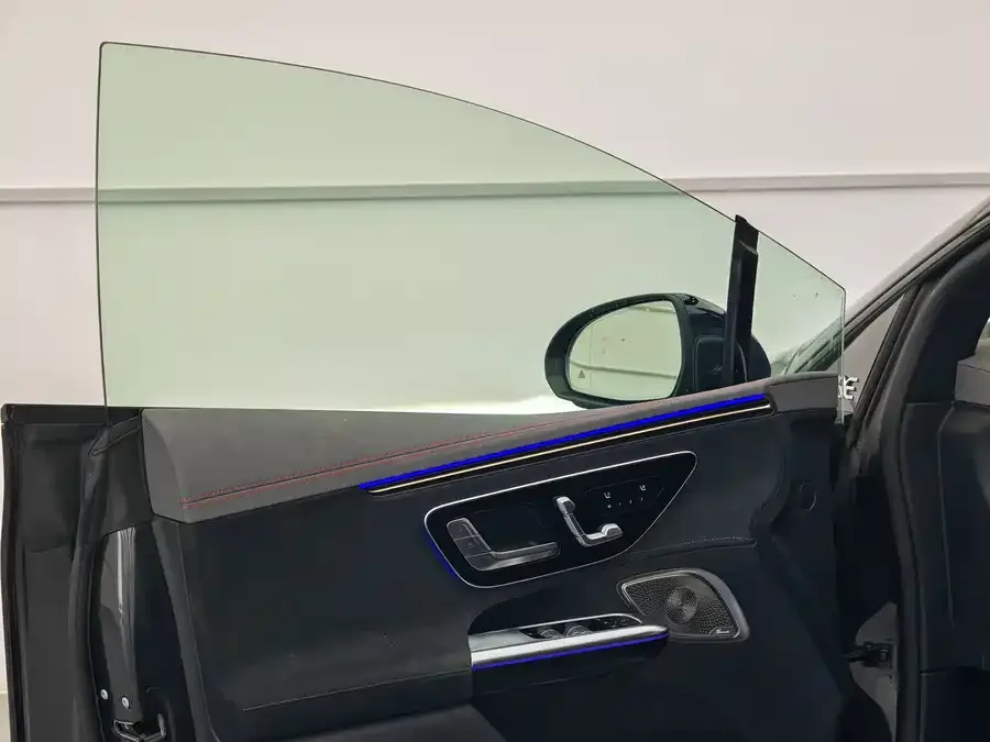 Mercedes-Benz EQE SUV AMG Mercedes-Benz EQE AMG 2023 AMG EQE 53 4MATIC+ 2023 — миниатюра 4