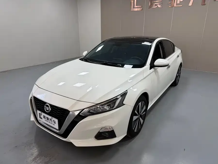 Nissan Altima 2023