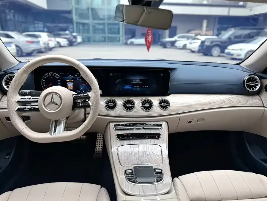 Mercedes-Benz E-Class Mercedes-Benz E-Class (Imported) 2023 E 260 Coupe 2023 — миниатюра 2