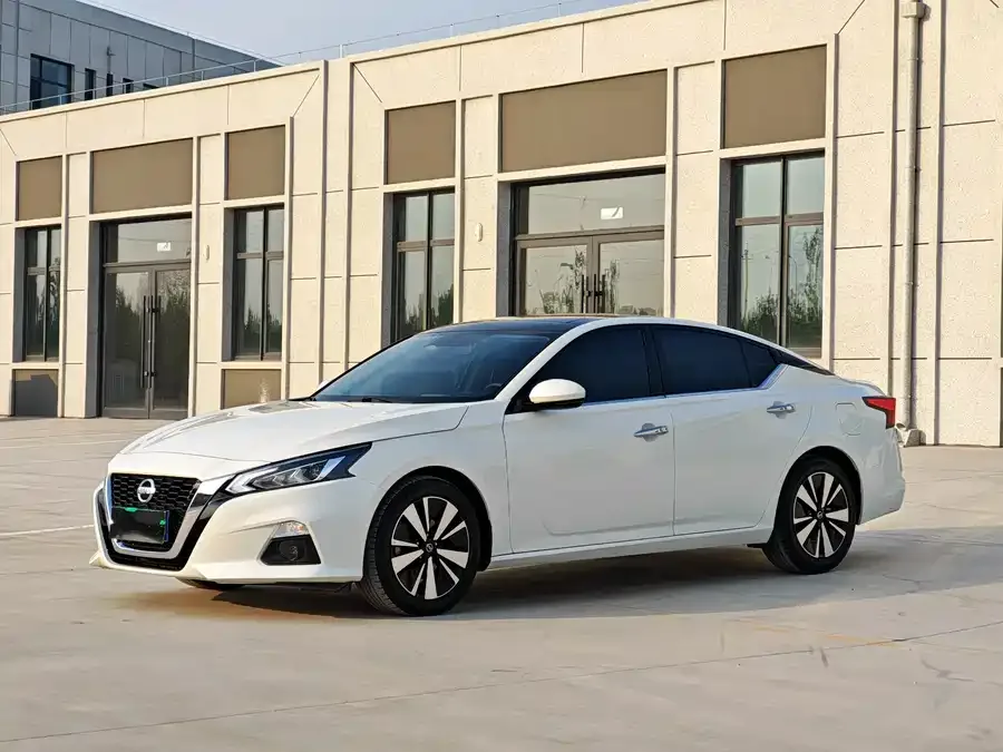 Nissan Altima 2022