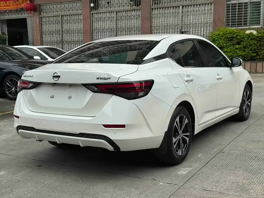 Nissan Sylphy Sylphy 2022 1.6L XL CVT Enjoy Edition 2022 — миниатюра 2