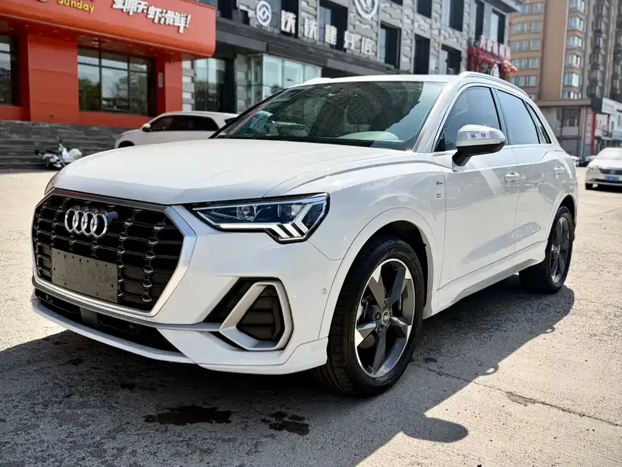 Audi Q3 2022