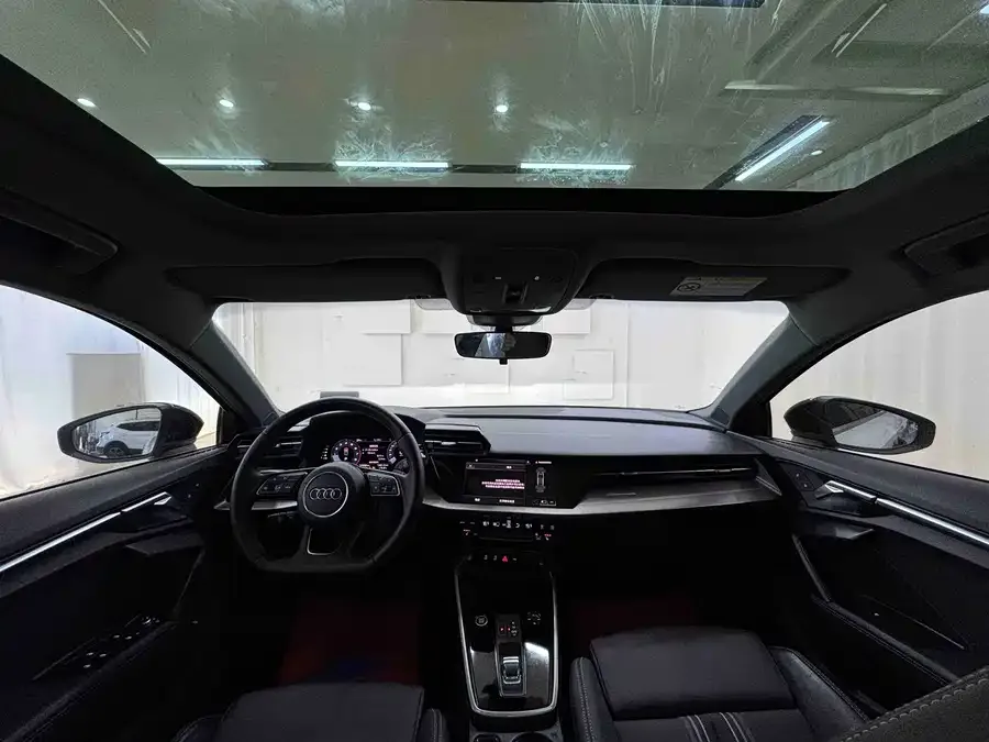 Audi A3 2022 A3L Limousine 35 TFSI Fashion Sports 2022 — миниатюра 5