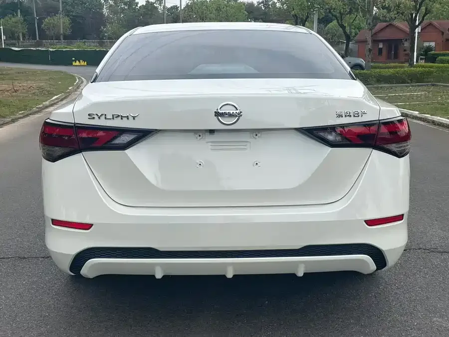 Nissan Sylphy Sylphy 2023 1.6L CVT Enjoy Edition 2023 — миниатюра 5
