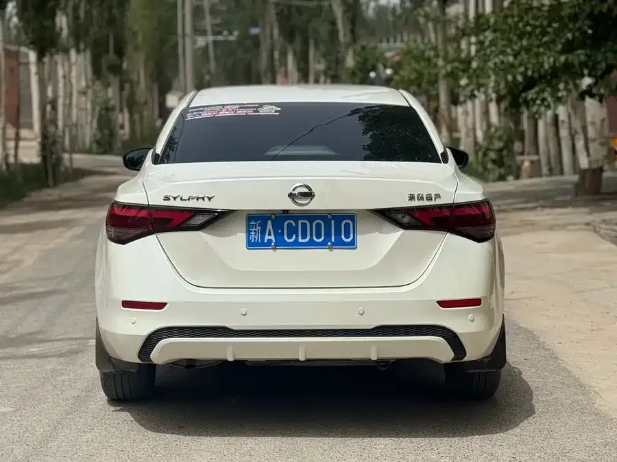 Nissan Sylphy Sylphy 2022 1.6L XL CVT Enjoy Edition 2022 — миниатюра 4