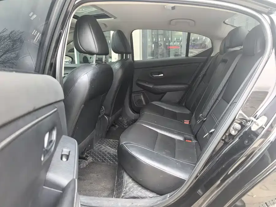Nissan Sylphy Sylphy 2022 1.6L XL CVT Enjoy Edition 2023 — миниатюра 5