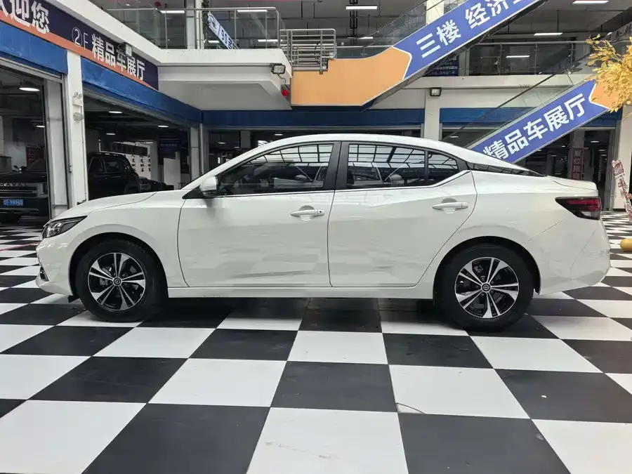 Nissan Sylphy Sylphy 2022 1.6L XL CVT Enjoy Edition 2023 — миниатюра 4