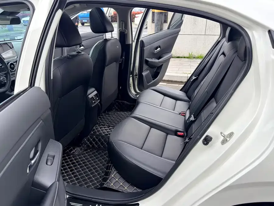 Nissan Sylphy Sylphy 2022 1.6L XL CVT Enjoy Edition 2022 — миниатюра 3