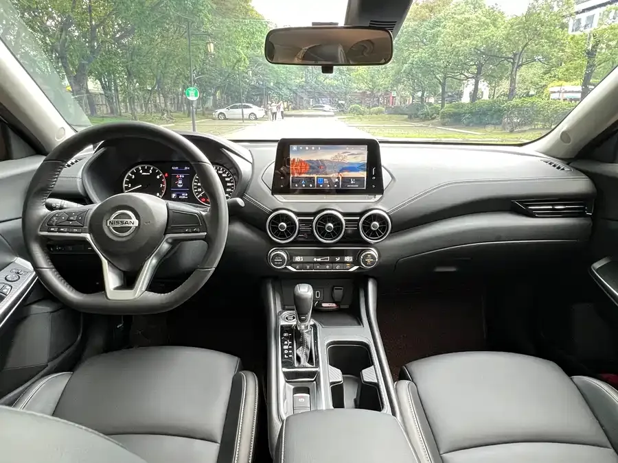 Nissan Sylphy Sylphy 2022 1.6L XL CVT Enjoy Edition 2022 — миниатюра 4