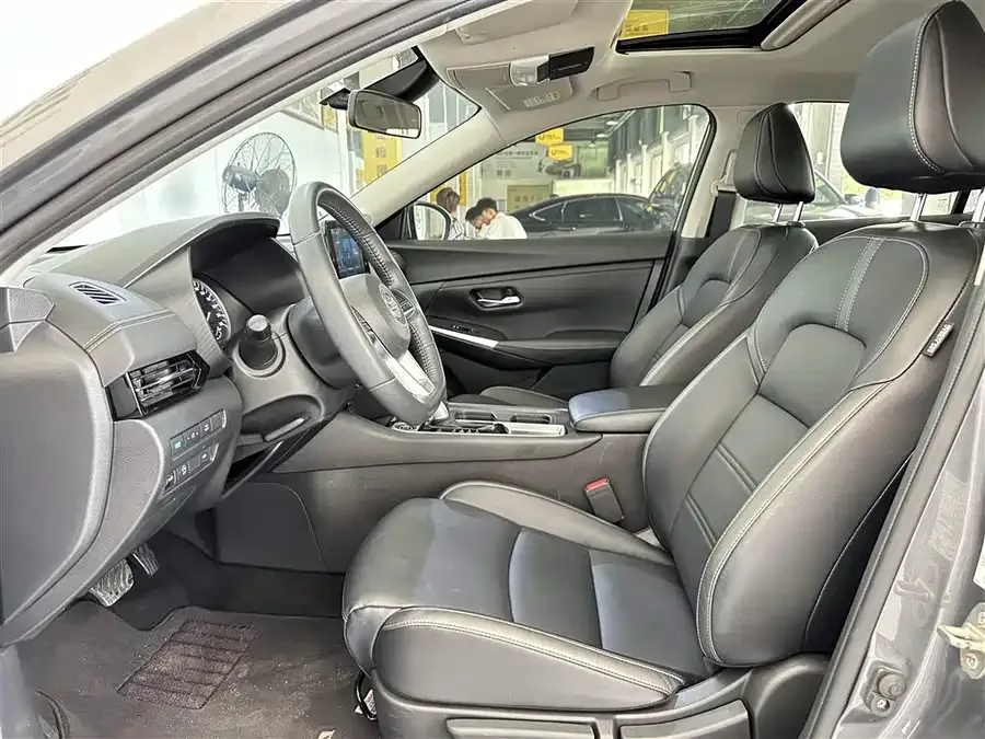 Nissan Sylphy Sylphy 2022 1.6L XL CVT Enjoy Edition 2022 — миниатюра 4
