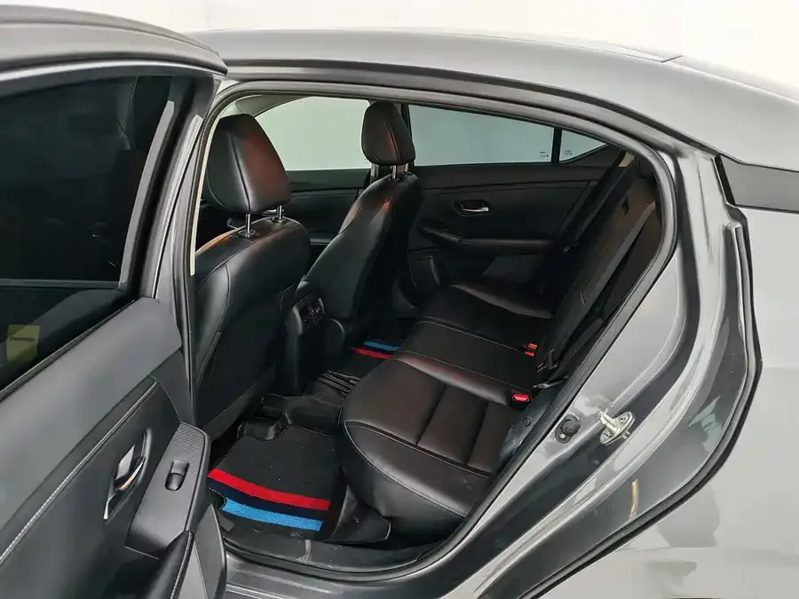 Nissan Sylphy 2020 Sylphy 1.6L XL CVT Enjoy Edition 2023 — миниатюра 5