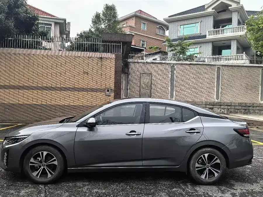 Nissan Sylphy Sylphy 2023 1.6L CVT Enjoy Edition 2023 — миниатюра 2