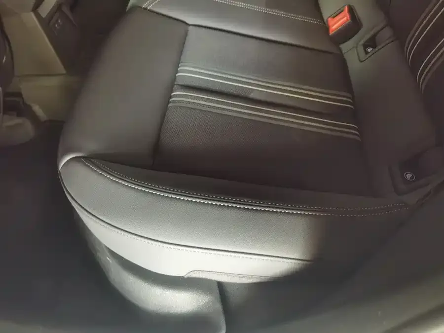 Audi A3 2021 Sportback 35 TFSI Aggressive Sports Edition 2022 — миниатюра 5