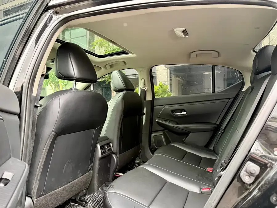 Nissan Sylphy 2021 Sylphy 1.6L XL CVT Enjoy Edition 2022 — миниатюра 2