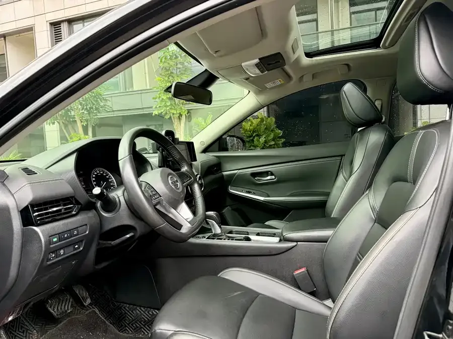 Nissan Sylphy 2021 Sylphy 1.6L XL CVT Enjoy Edition 2022 — миниатюра 4