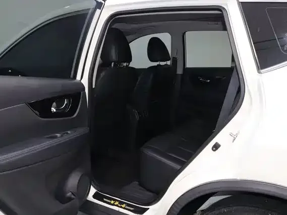 Nissan X-Trail X-Trail 2021 2.0L CVT 2WD XL Premium Smart Link Edition 2022 — миниатюра 5
