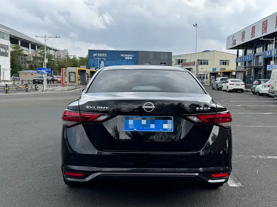 Nissan Sylphy Sylphy 2023 1.6L CVT Enjoy Edition 2024 — миниатюра 5