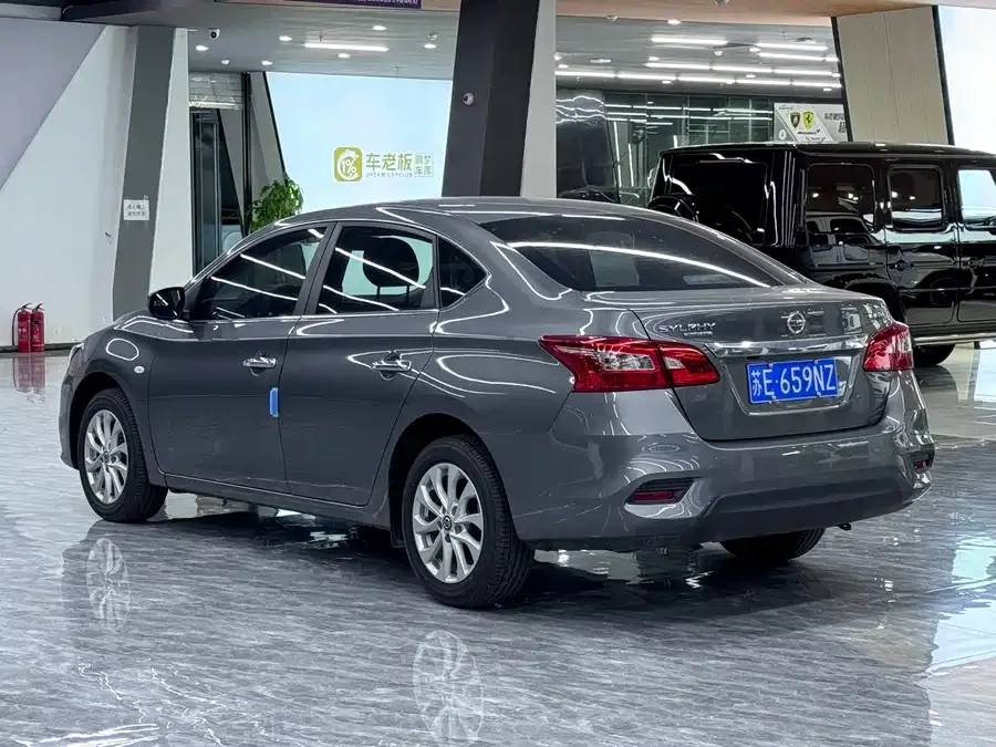 Nissan Sylphy Sylphy 2024 Classic 1.6XL CVT Luxury Edition 2025 — миниатюра 4