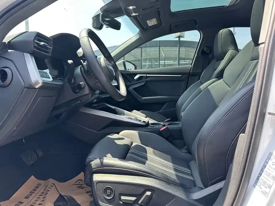 Audi A3 2021 A3L Limousine 35 TFSI Fashion Sports 2022 — миниатюра 3