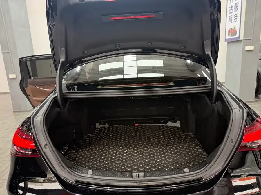 Mercedes-Benz E-Class Mercedes-Benz E-Class 2022 E 300 L Luxury Edition 2022 — миниатюра 5