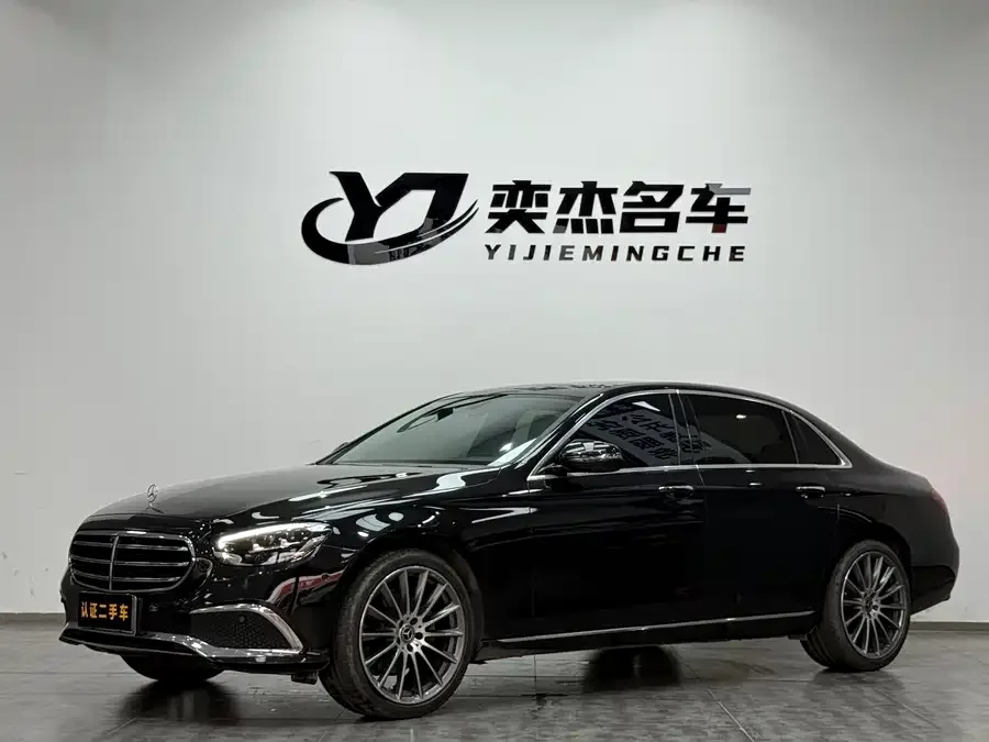 Mercedes-Benz E-Class 2022