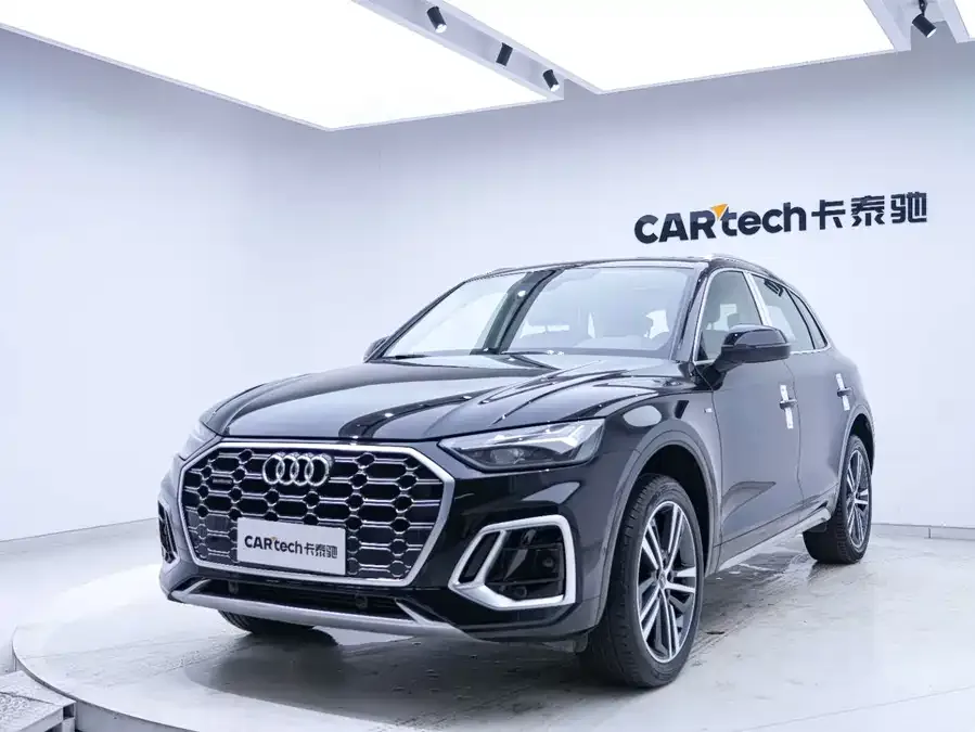 Audi Q5L 2022 facelift 40T luxury and dynamic model 2022 — миниатюра 3