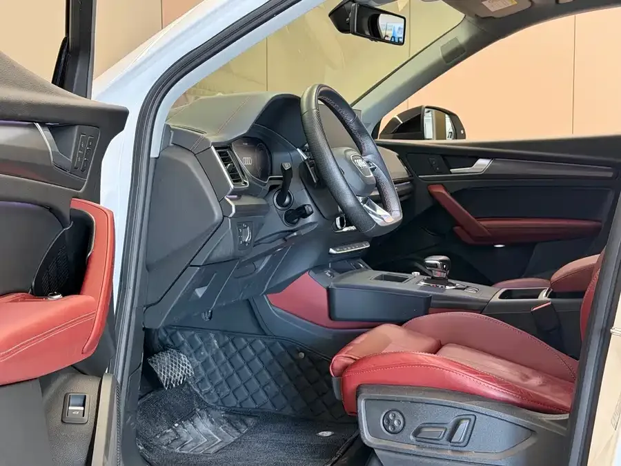 Audi Q5L 2022 facelift 45T luxury and dynamic model 2022 — миниатюра 5