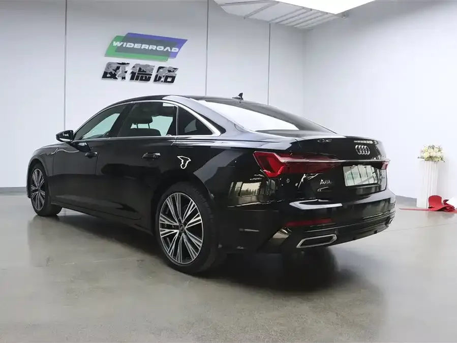 Audi A6L 2022 40 TFSI luxury and dynamic model 2022 — миниатюра 2