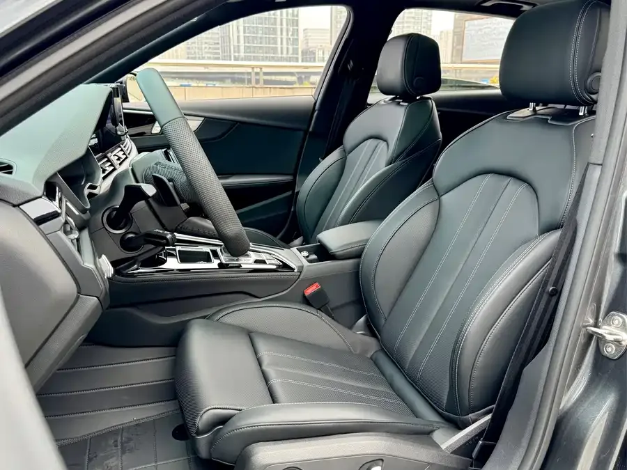 Audi a4 l 2024 40 TFSI luxury and dynamic model 2025 — миниатюра 2