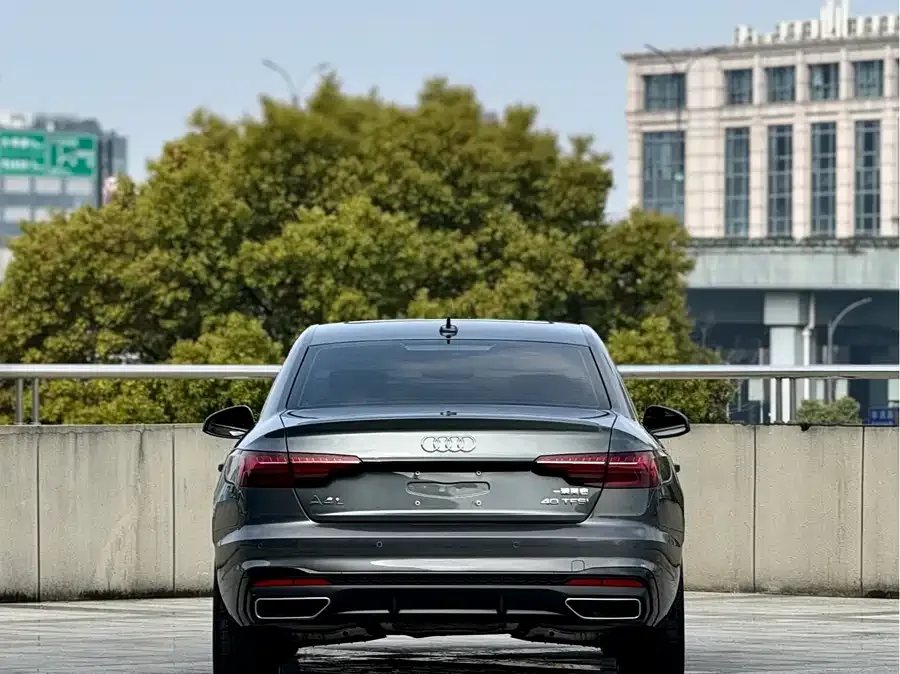 Audi a4 l 2024 40 TFSI luxury and dynamic model 2025 — миниатюра 4