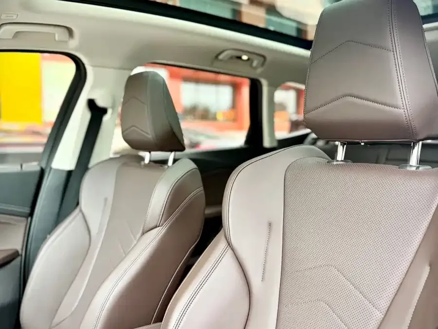 BMW X1 2023 sDrive20Li X Design Package 2023 — миниатюра 5