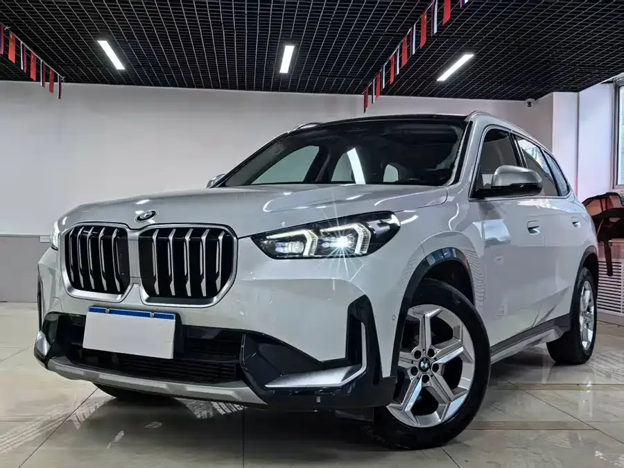 BMW X1 2023 sDrive20Li X Design Package 2023 — фото 1, купить с доставкой в Москву
