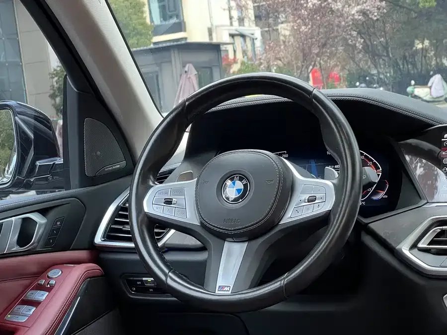 BMW X5 2022 xDrive 30Li M Sport Package 2023 — миниатюра 5