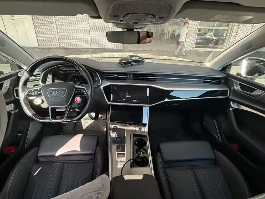 Audi A7 2024 45 TFSI Premium Edition 2024 — миниатюра 2