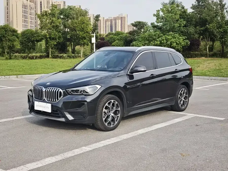 BMW X1 2022 sDrive25Li Leading Edition 2022 — фото 1, купить с доставкой в Москву