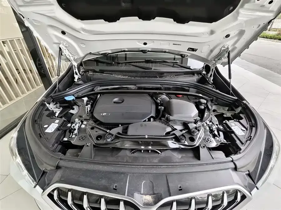 BMW X1 2025 sDrive25Li X Design Package 2025 — миниатюра 3